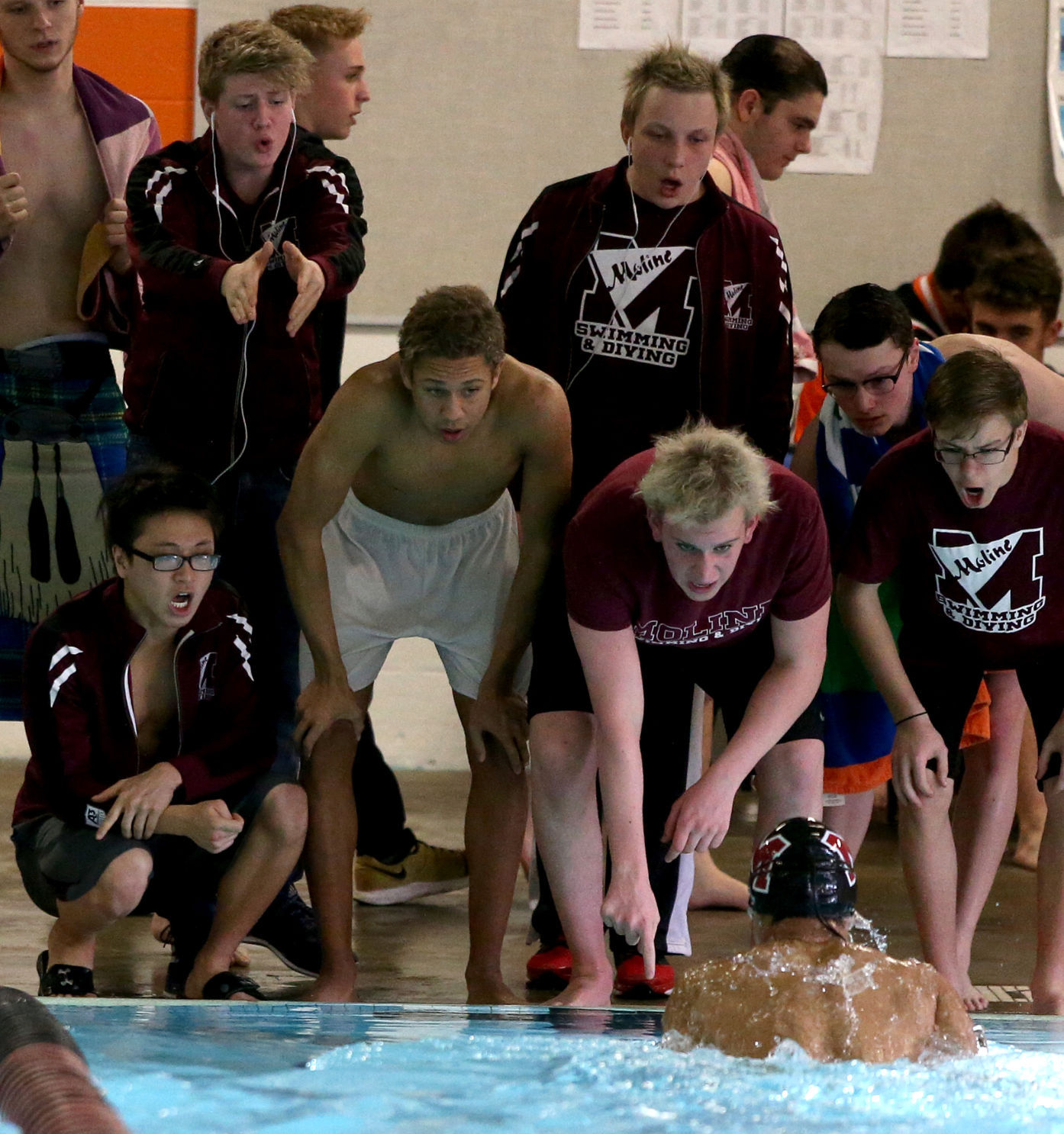 012018-UT-Swim-010